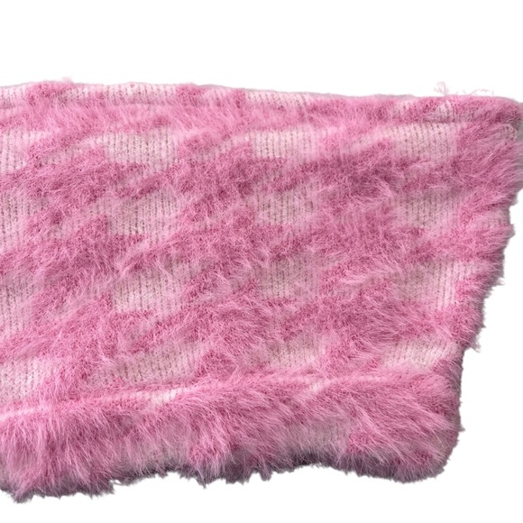⭐️2/$20 NWT Meshki Houndstooth Fuzzy Fluffy Pink Soft Coquette Y2K Tube Top - Picture 5 of 10